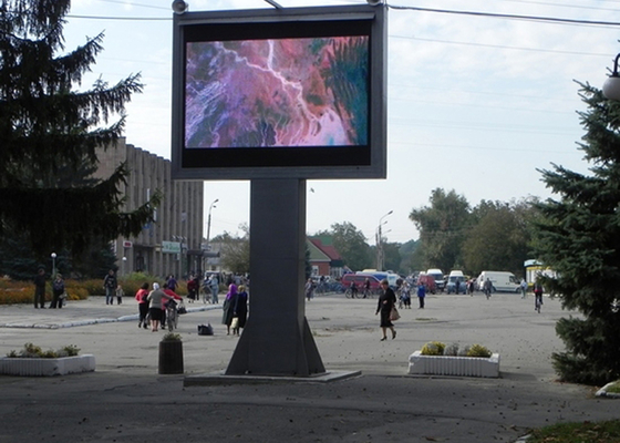 Werbung im Freien LED sortiert minimale Ukraine aus, die extreme Kälte aushält